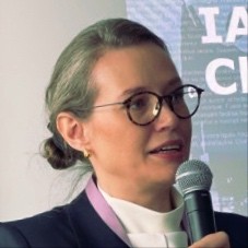 Izabela Kowalczuk-Pakuła